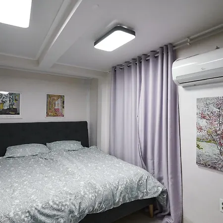 Jinho\'S Guest House